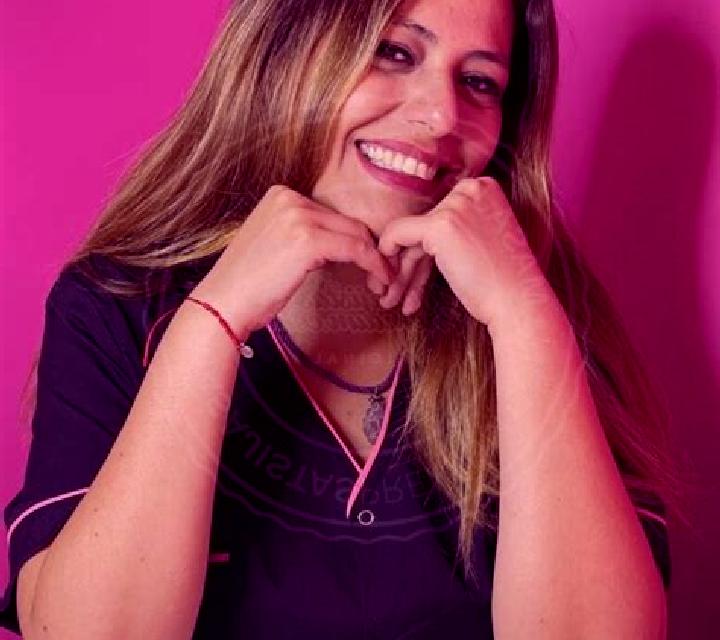 10 perfiles de escorts en Caibate, Brasil. Explora chicas, servicios, tarifas y reserva online. En domicilio y visita disponibles.
