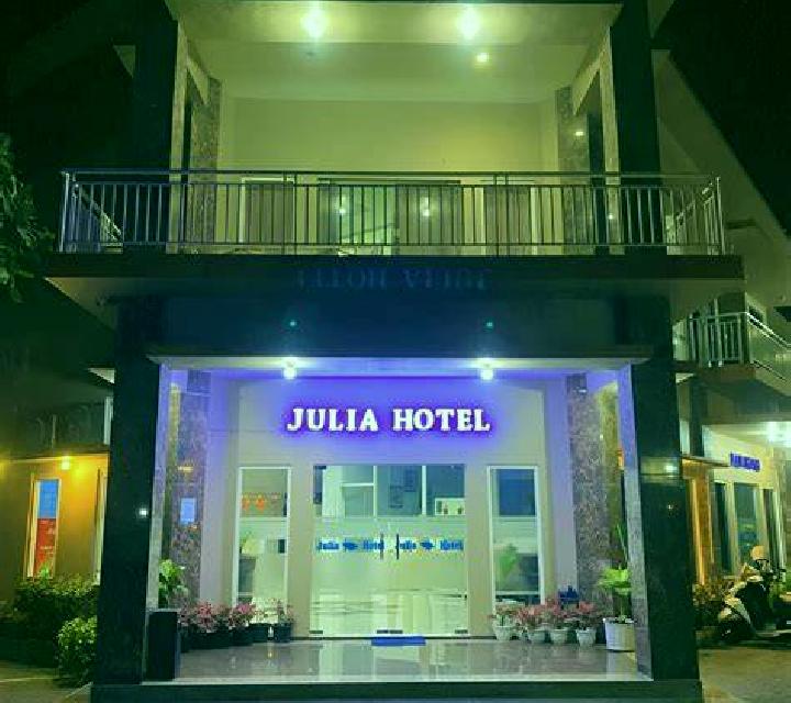 7 perfiles de escorts en Aurora, Rumania. Explora chicas, servicios, tarifas y reserva online. En domicilio y visita disponibles.