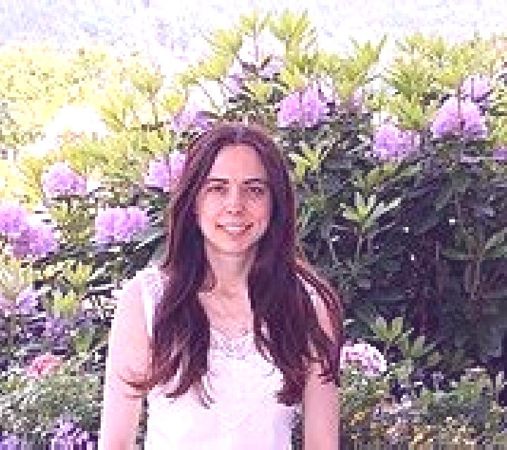 8 perfiles de escorts en Holguin, Cuba. Explora chicas, servicios, tarifas y reserva online. En domicilio y visita disponibles.