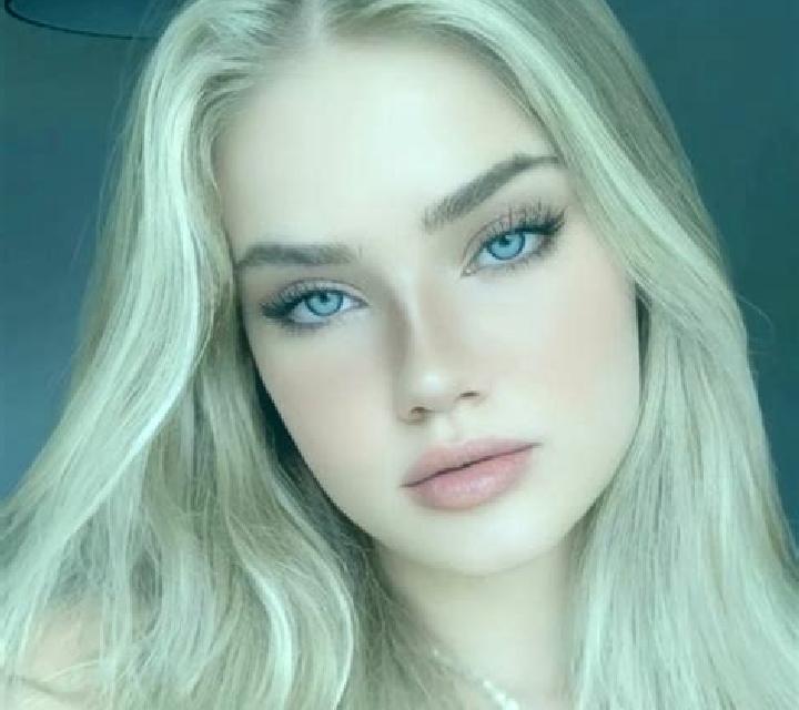 Beatriz, 21, acompañante negra de ojos verdes y etnia oriente medio basada en Sendenhorst. Ofrece Masaje, Striptease, Beso francés profundo, Fetiche, Tantra....