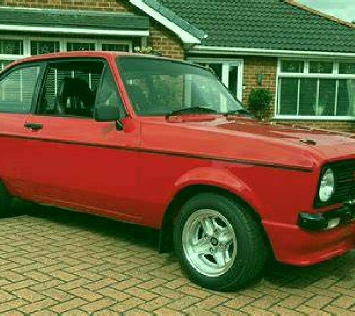 escort Ina
