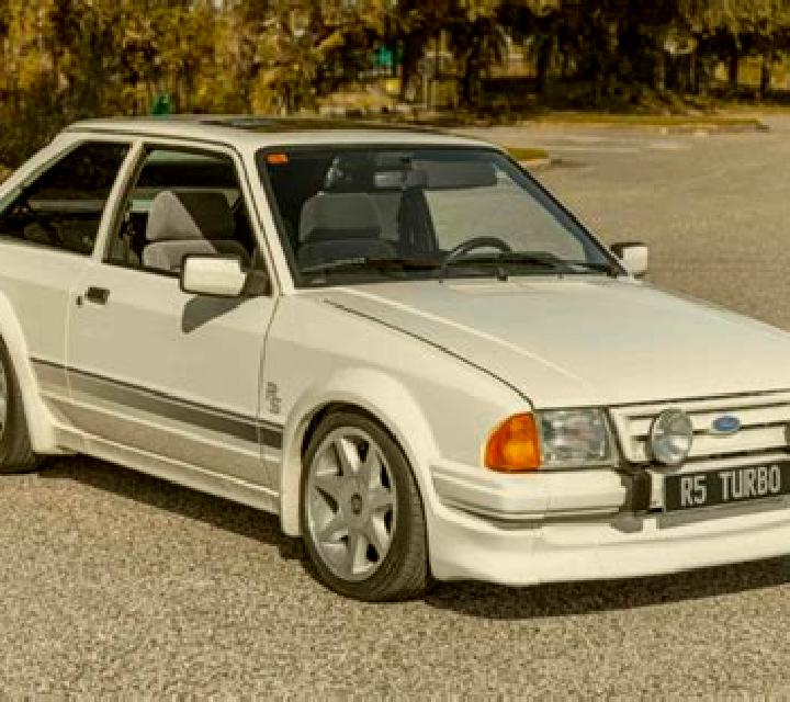 escort Tepetixtla