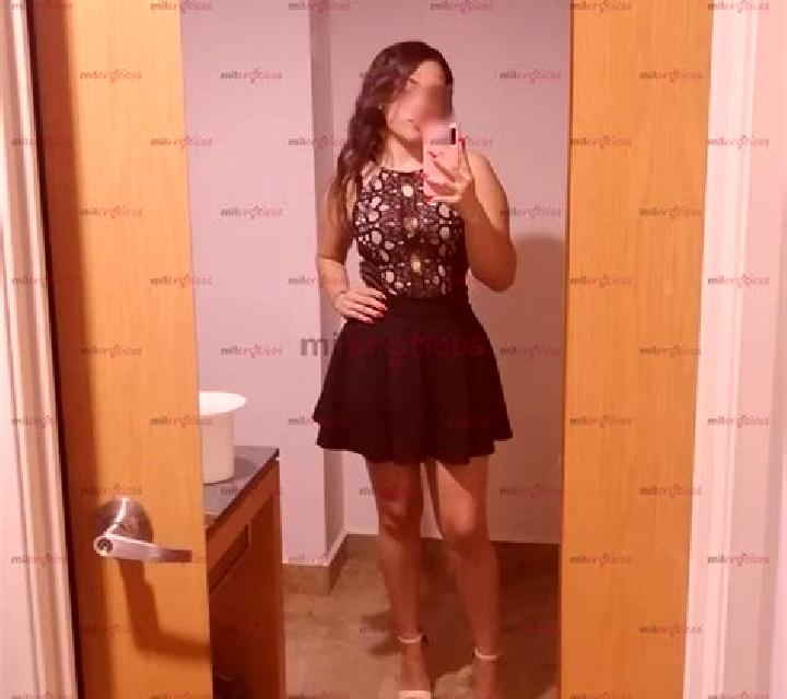 Escorts Five Rivers, Canadá — Chicas y putas locales