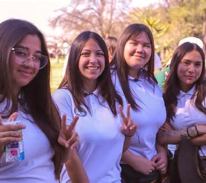 Escorts Los Limones, México — Chicas y putas locales
