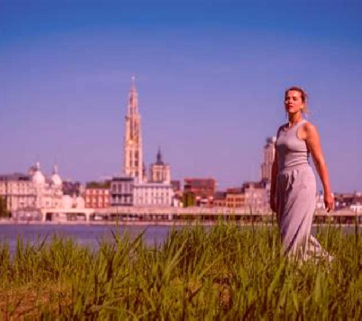 Sofía, 21 — Escort en Tourriers, Francia