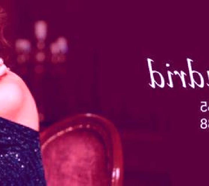 Sofía, 28, acompañante rubia platino de ojos ámbar y etnia eslava basada en Beriu. Ofrece Dominación, Fetiche, Chica de fiesta. Disponible en domicilio y vis...