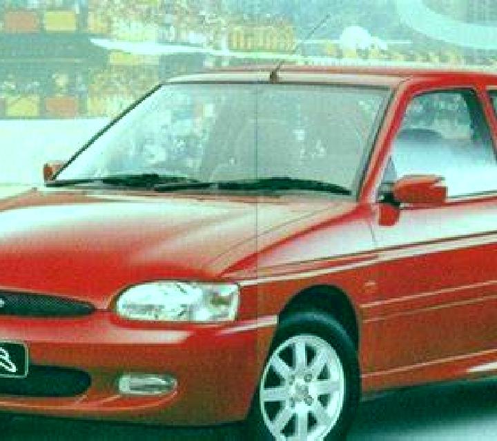 Sofía, 38, acompañante rubia de ojos verdes y etnia mezcla basada en Pathsala. Ofrece Dominación, Chica de fiesta, Juego de roles, Acompañante de viaje. Disp...